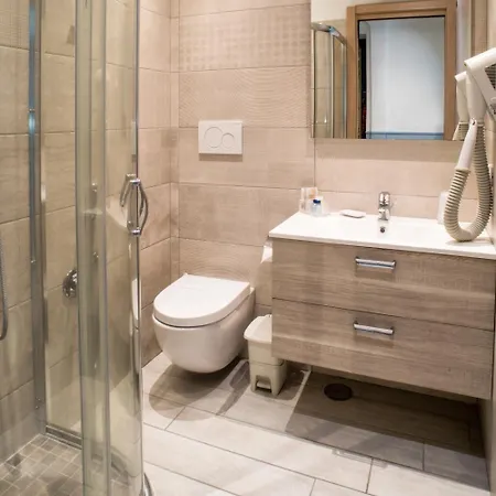 Degli Angeli 4* كاستل غاندولفو