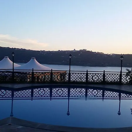 فندق Degli Angeli كاستل غاندولفو