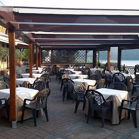 فندق Degli Angeli 4*