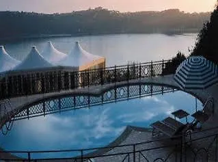 Degli Angeli 4* كاستل غاندولفو