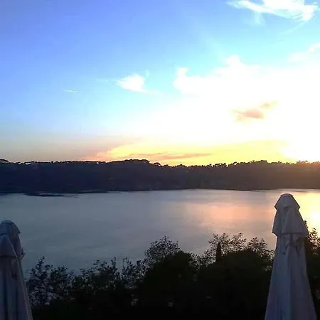 Degli Angeli 4* كاستل غاندولفو